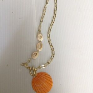 New! Boho peach shell necklace